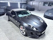 Jaguar F-Type V6 S 9