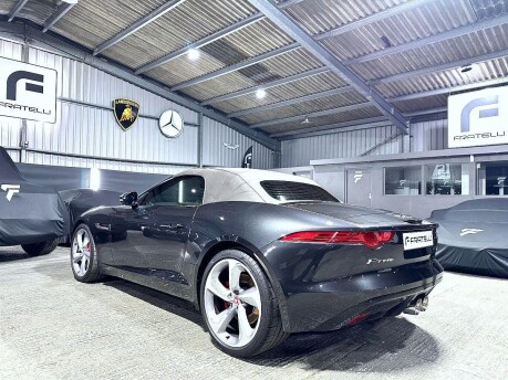 Jaguar F-Type V6 S 25