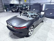 Jaguar F-Type V6 S 36