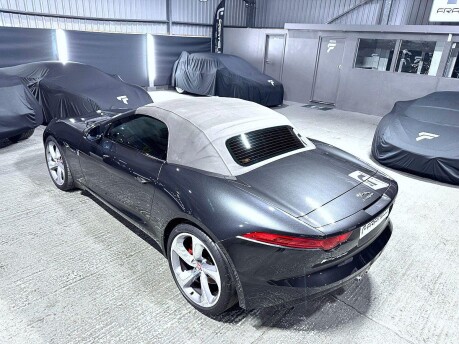 Jaguar F-Type V6 S 26