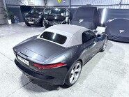 Jaguar F-Type V6 S 36