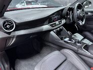 Alfa Romeo Giulia V6 BITURBO QUADRIFOGLIO 60