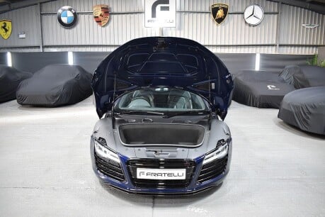 Audi R8 5.2 FSI V10 Plus S Tronic quattro Euro 5 2dr 9