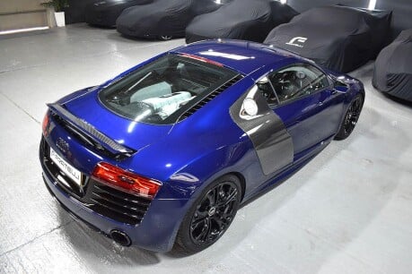 Audi R8 5.2 FSI V10 Plus S Tronic quattro Euro 5 2dr 31