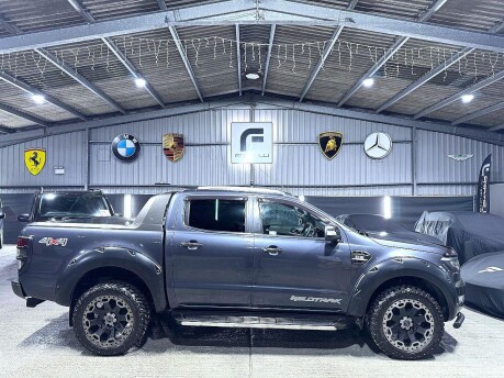 Ford Ranger WILDTRAK 4X4 DCB TDCI 7