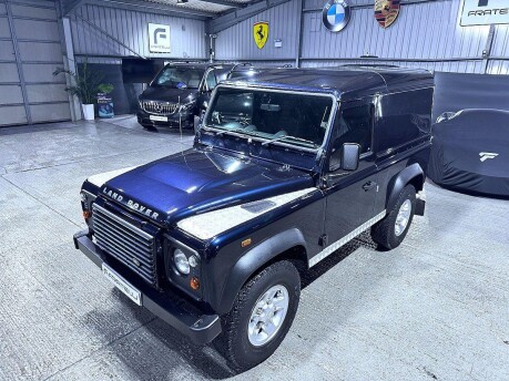 Land Rover Defender TD HARD TOP 8