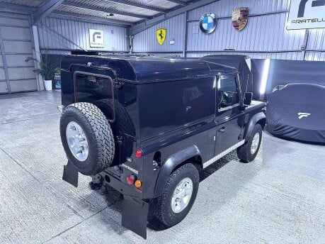 Land Rover Defender TD HARD TOP 20