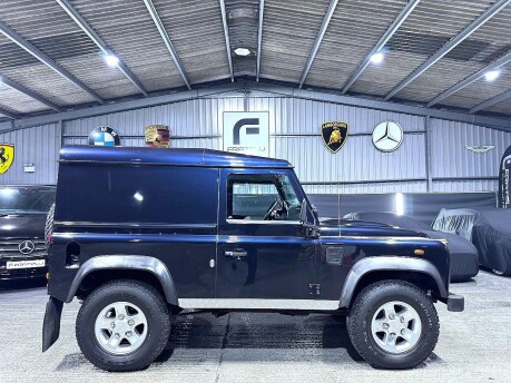 Land Rover Defender TD HARD TOP 18