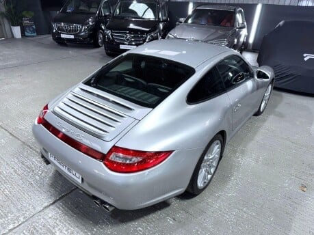 Porsche 911 3.8 997 Carrera 4S AWD 2dr 21