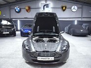 Aston Martin Vantage V8 7