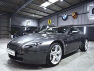 Aston Martin Vantage V8 11