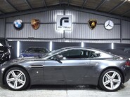 Aston Martin Vantage V8 14