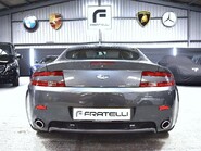 Aston Martin Vantage V8 20