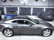 Aston Martin Vantage V8 23