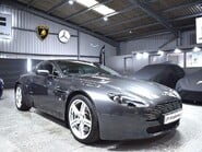 Aston Martin Vantage V8 3