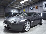 Aston Martin Vantage V8 11