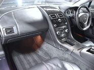 Aston Martin Vantage V8 38