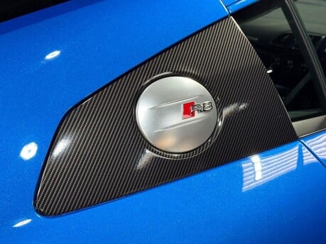 Audi R8 5.2 FSI V10 Plus S Tronic quattro Euro 6 (s/s) 2dr 22