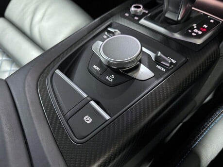 Audi R8 5.2 FSI V10 Plus S Tronic quattro Euro 6 (s/s) 2dr 35