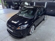 Ford Focus 2.5 SIV ST-3 3dr 10