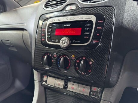 Ford Focus 2.5 SIV ST-3 3dr 26