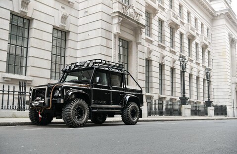 Land Rover Defender TD XS DCB