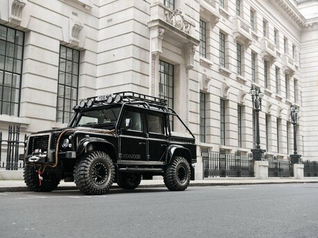Land Rover Defender TD XS DCB
