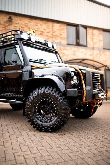 Land Rover Defender TD XS DCB 7