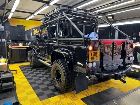 Land Rover Defender TD XS DCB 25