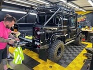 Land Rover Defender TD XS DCB 30