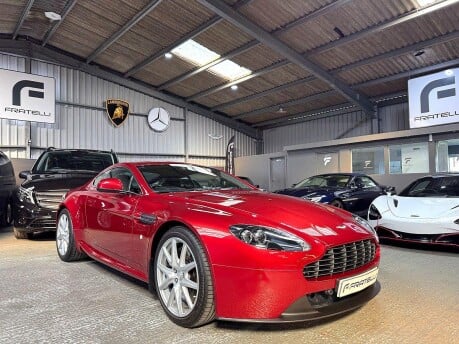 Aston Martin Vantage V8 2