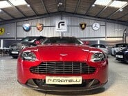 Aston Martin Vantage V8 9
