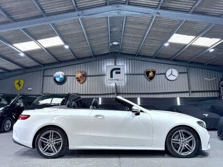 Mercedes-Benz E Class E 220 D AMG LINE PREMIUM PLUS 32