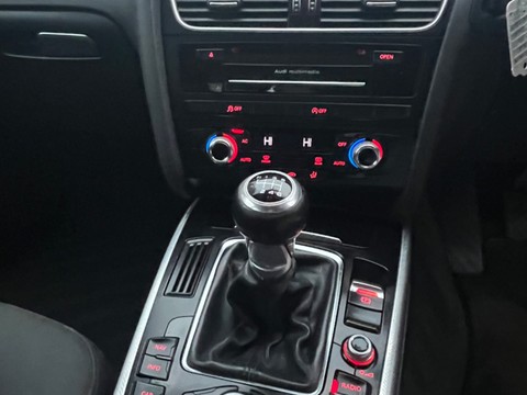 Audi A4 AVANT TDI SE 12