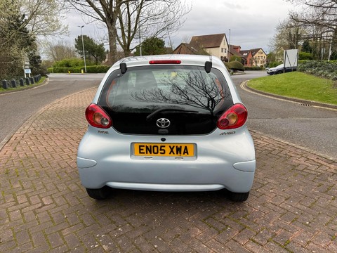 Toyota Aygo VVT-I PLUS 3