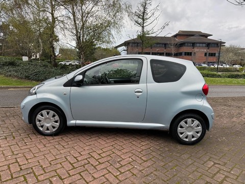 Toyota Aygo VVT-I PLUS 5