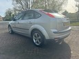 Ford Focus LX 5