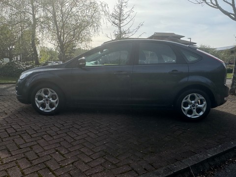 Ford Focus SPORT 6