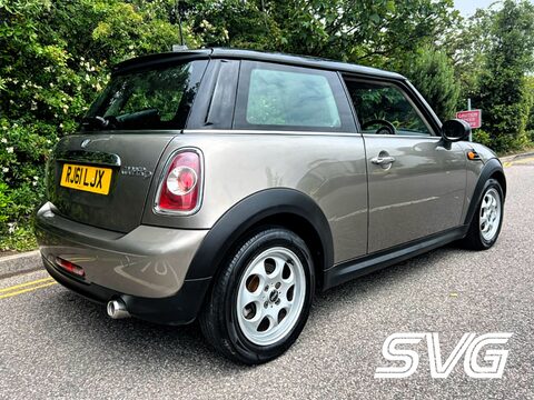 Mini Hatch COOPER D 3