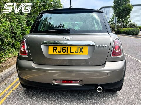 Mini Hatch COOPER D 6
