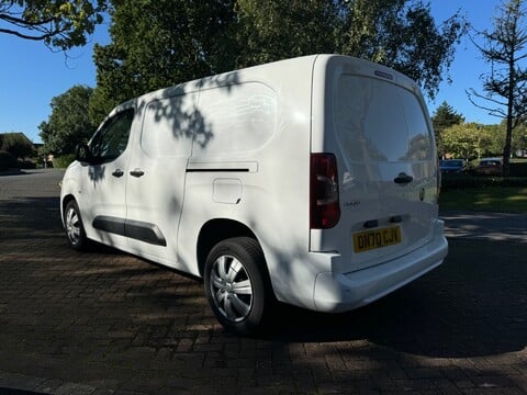 Vauxhall Combo L2H1 2300 SPORTIVE S/S 5