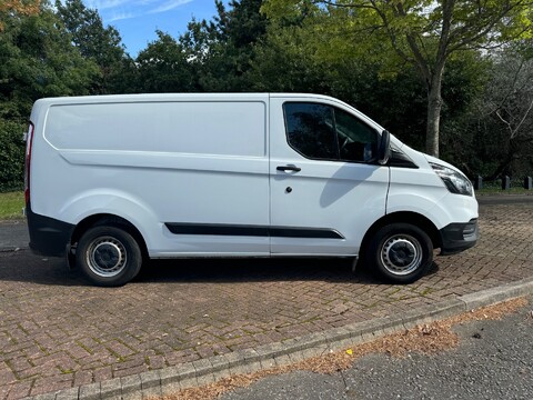 Ford Transit Custom 300 BASE P/V L1 H1 2