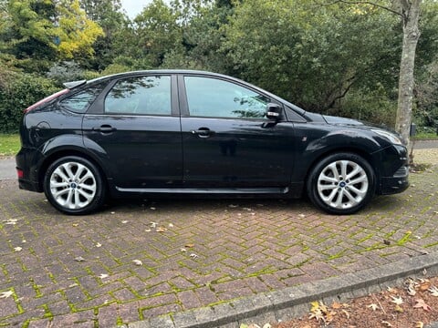 Ford Focus ZETEC S TDCI 2