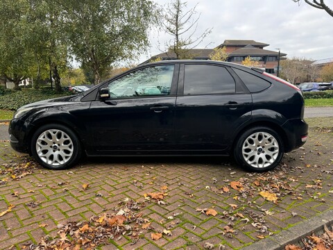 Ford Focus ZETEC 6