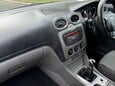 Ford Focus ZETEC 17