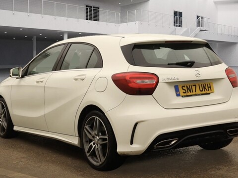 Mercedes-Benz A Class A 200 D AMG LINE 6