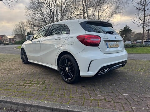 Mercedes-Benz A Class A 200 D AMG LINE 5