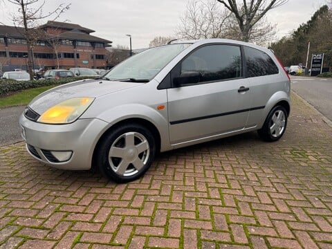 Ford Fiesta ZETEC 16V 7