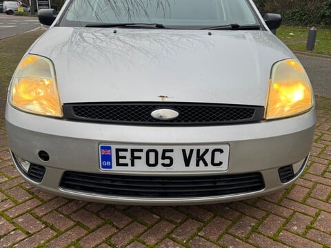 Ford Fiesta ZETEC 16V 8