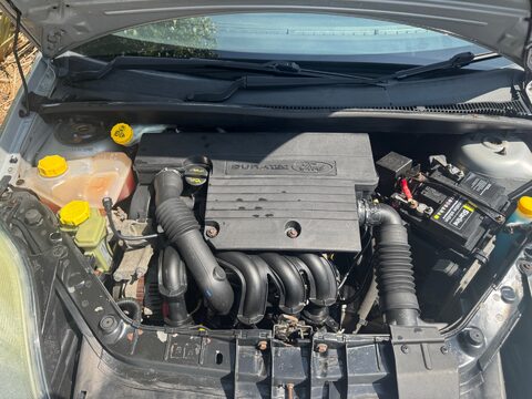 Ford Fiesta ZETEC 16V 17